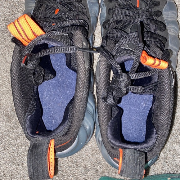 Nike Air Foamposite Pro “Crimson” Size: 13 - Picture 6 of 7